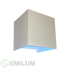 Lade das Bild in den Galerie-Viewer, LED-Wandleuchte 24V, 8W, RGBW/2700K, CRI90, IP54