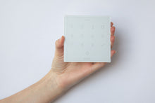 Lade das Bild in den Galerie-Viewer, NFC Code Touch Gen. 1