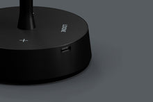 Lade das Bild in den Galerie-Viewer, Tischlampe Air