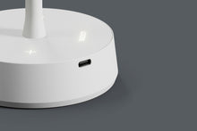 Lade das Bild in den Galerie-Viewer, Tischlampe Air